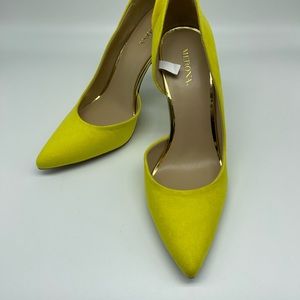 Merona  pumps NWOT Size 7 1/2 suede look man made fabric